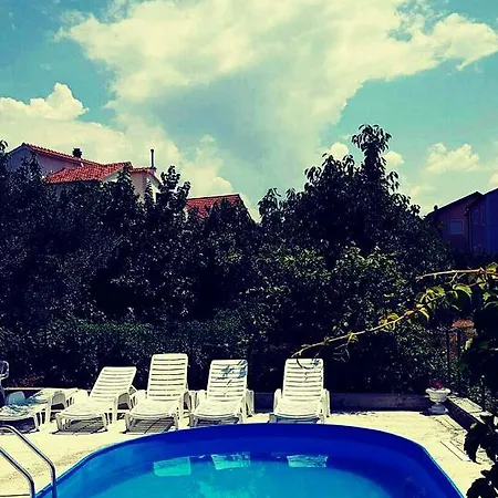 Zdenka Apartment